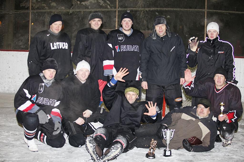Uzvaru izcīnīja Stāmerienas/Litenes apvienotā komanda.
Autors: Gatis Bogdanovs