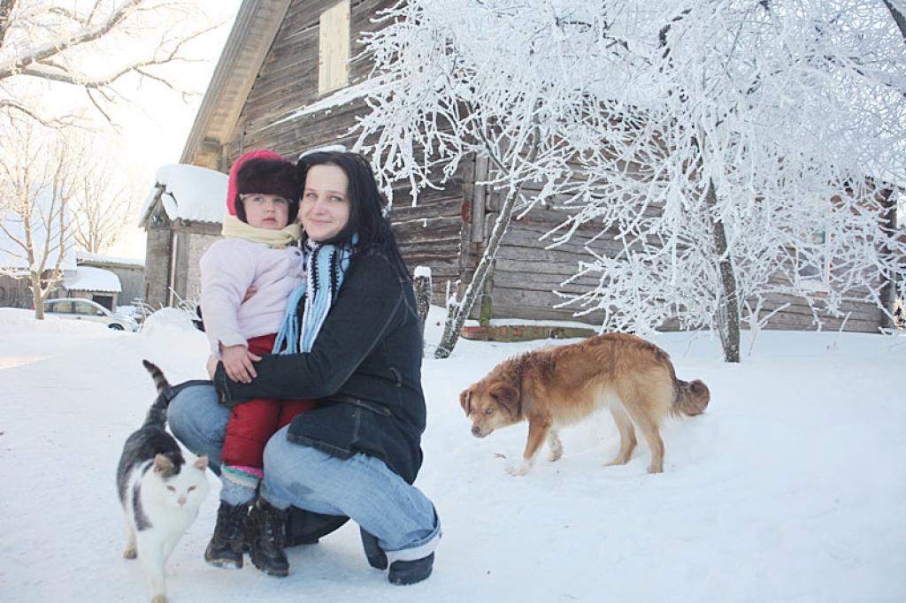 “Meitai būs trīs gadi. Un šie gadi ir bijuši paši labākie. Es jūtu, ka mana dzīve ir piepildīta,” atzīst druvēniete Anita Tillere.
Autors: Gatis Bogdanovs