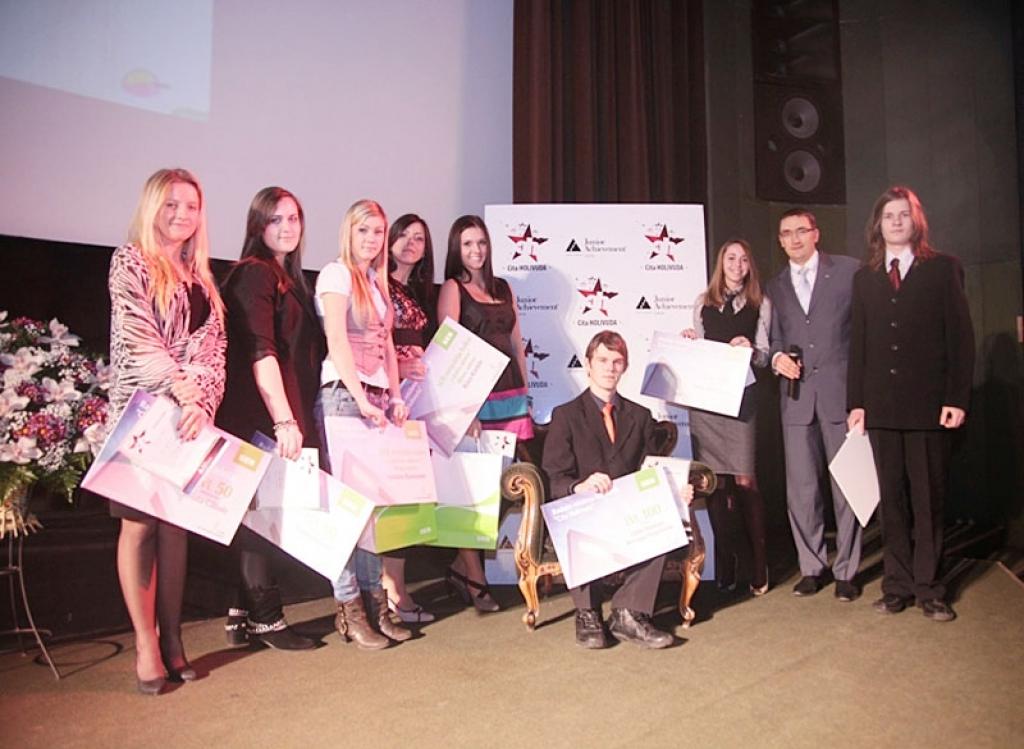 Uzvarētāju kopbilde.
Autors: No  biedrības 