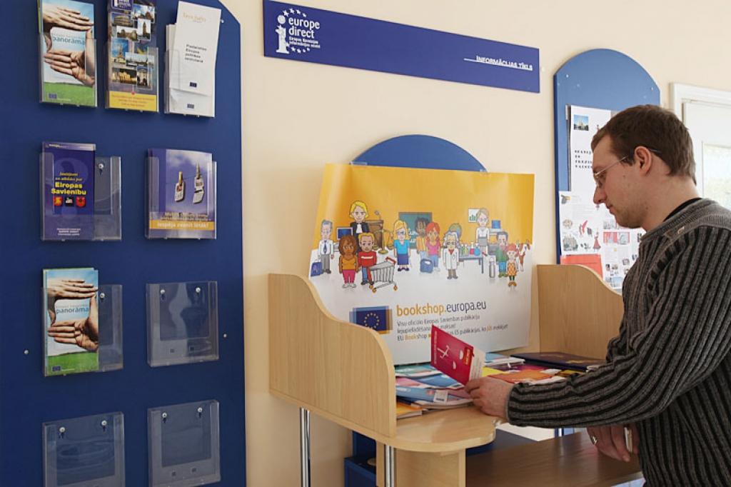  Kamēr situācija darba tirgū nemainīsies, to cilvēku skaits, kuri internetā meklē darba piedāvājumus ārzemēs, tikai palielināsies.
Autors: Gatis Bogdanovs