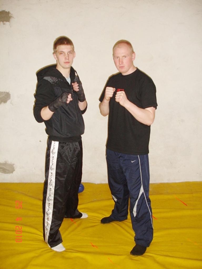 Autors: No personiskā albuma