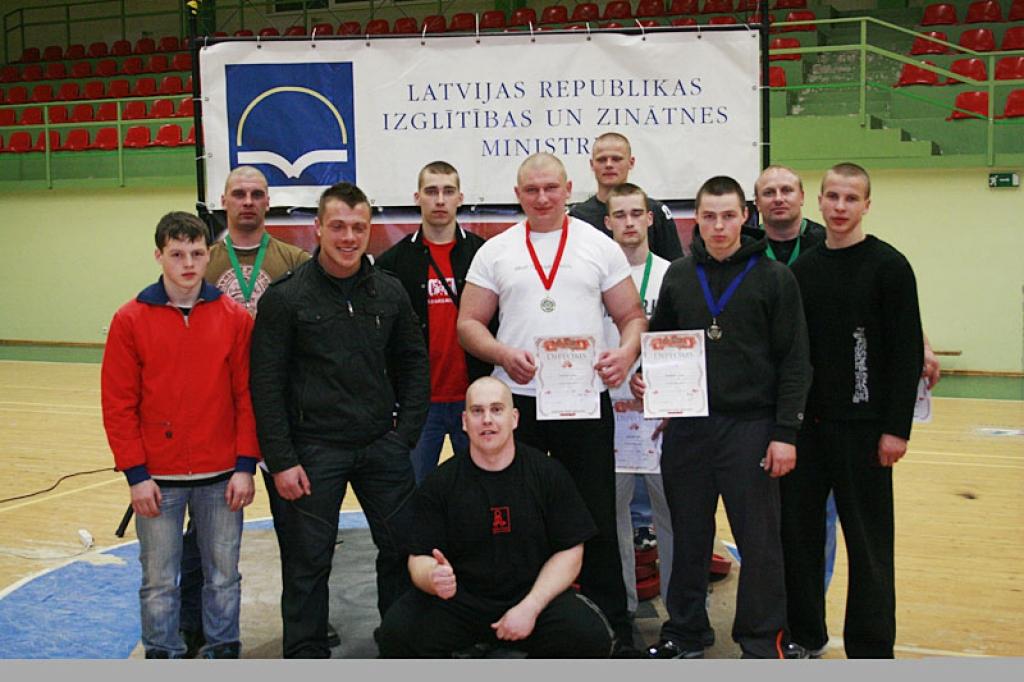 Autors: No personiskā albuma