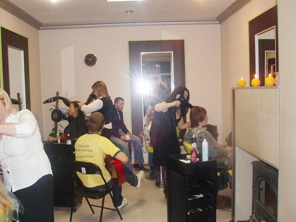 Autors: No personiskā albuma