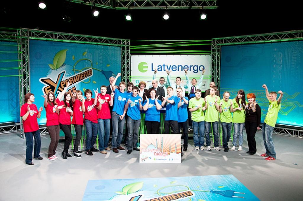 1.vietu un galveno balvu - ceļojumu uz Grieķijas kūrortpilsētu Antāliju - konkursā 