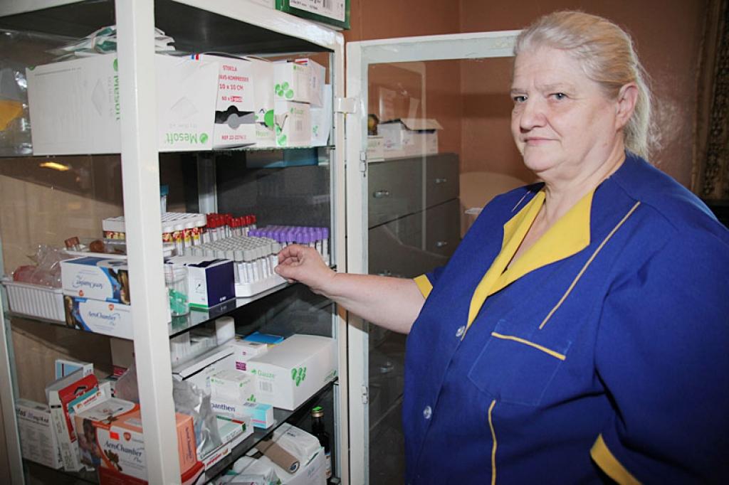 Aprūpes un arī Veselības punkta medicīnas māsa Ināra Šimanska vienmēr ir gatava palīdzēt.
Autors: Gatis Bogdanovs