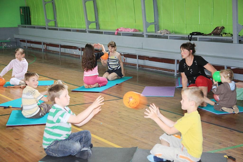 Šobrīd pilnā sparā rit radošās darbnīcas “Pētām pasauli sev apkārt” Bērzu sākumskolā. 
Autors: Gatis Bogdanovs