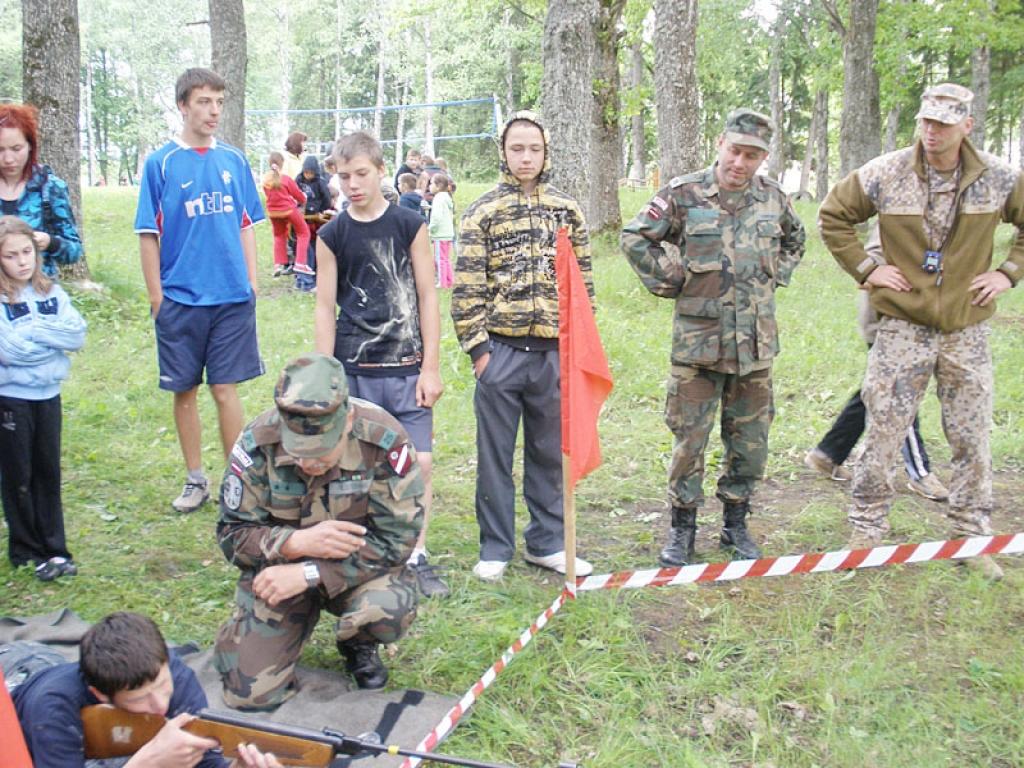 Autors: No personiskā albuma