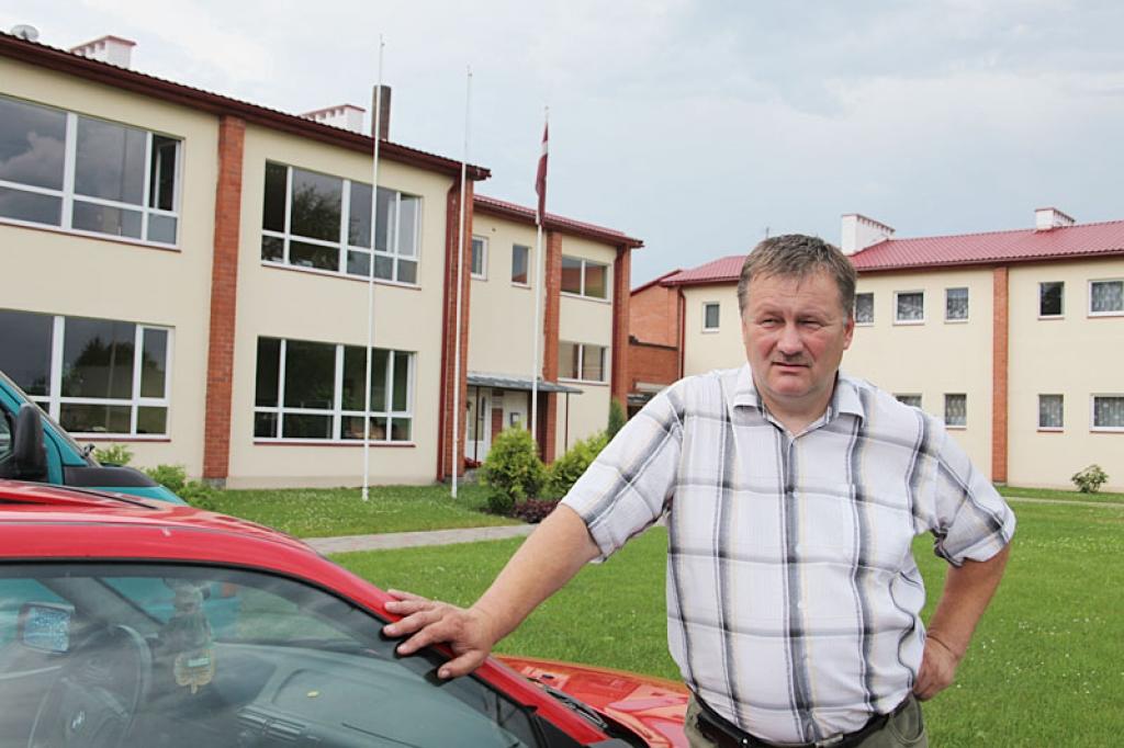 M.Milns lejasciemiešiem novēl nezaudēt optimismu un dzīvot ar cerību, ka kādreiz būs labāk. 
Autors: Gatis Bogdanovs