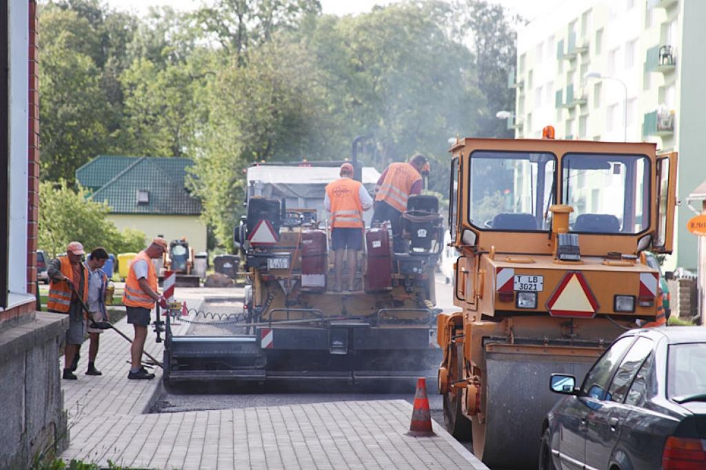 Gulbenē, Gaitnieku ielā, SIA 