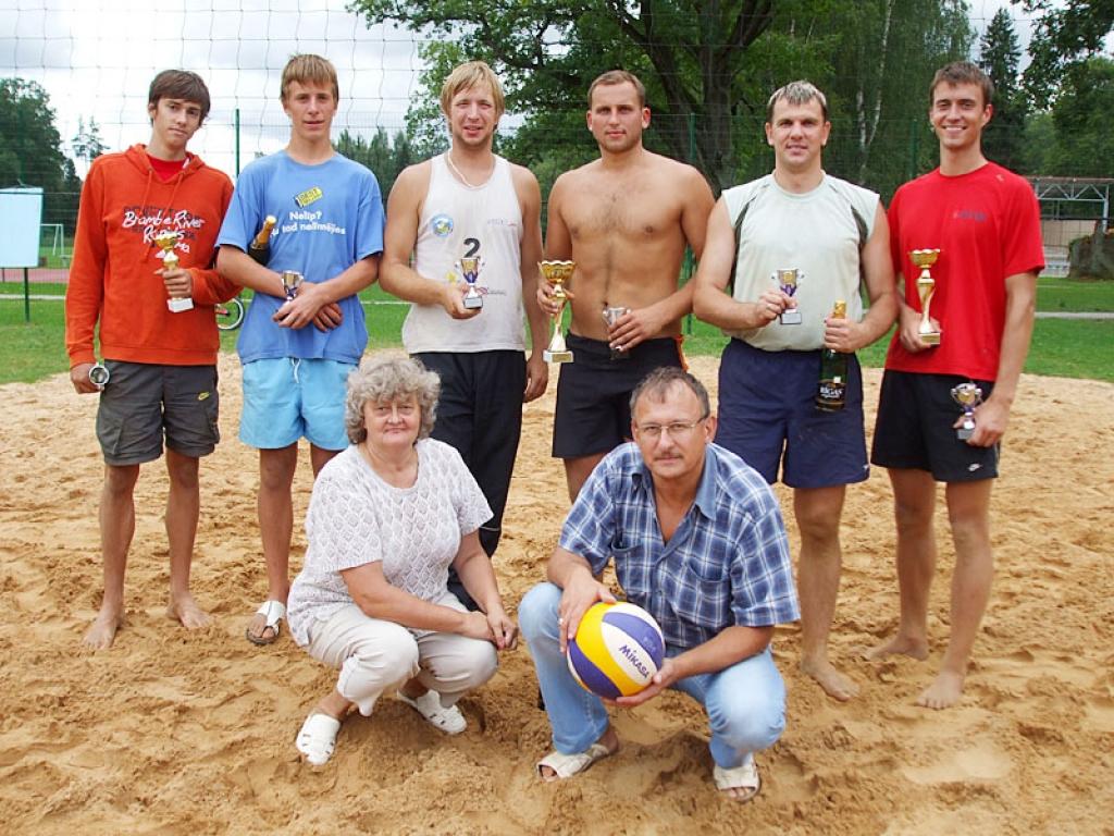 Gulbeniešu volejbolisti.
Autors: No personiskā albuma