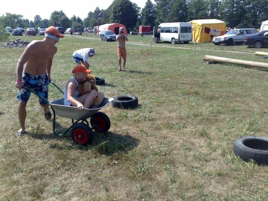 Svētki un atpūta Stāmerienā izdevās lieliski! Tādas bija ugunsdzēsēju atsauksmes pēc dalības pasākumā pie Pogas ezera. 
Autors: no personiskā albuma