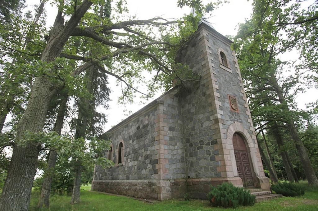 : Jaungulbenes luterāņu baznīcai šajā pavasarī apritēja 106 gadi.
Autors: Gatis Bogdanovs