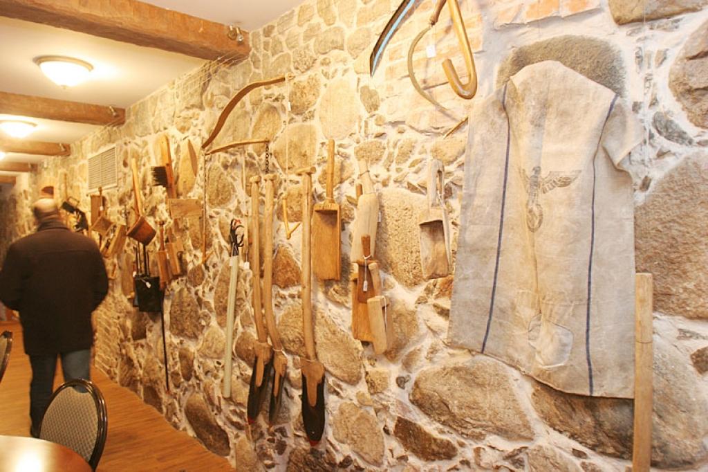 Vecgulbenes muižas muzejā var aplūkot senos darbarīkus.
Autors: Gatis Bogdanovs (no arhīva)