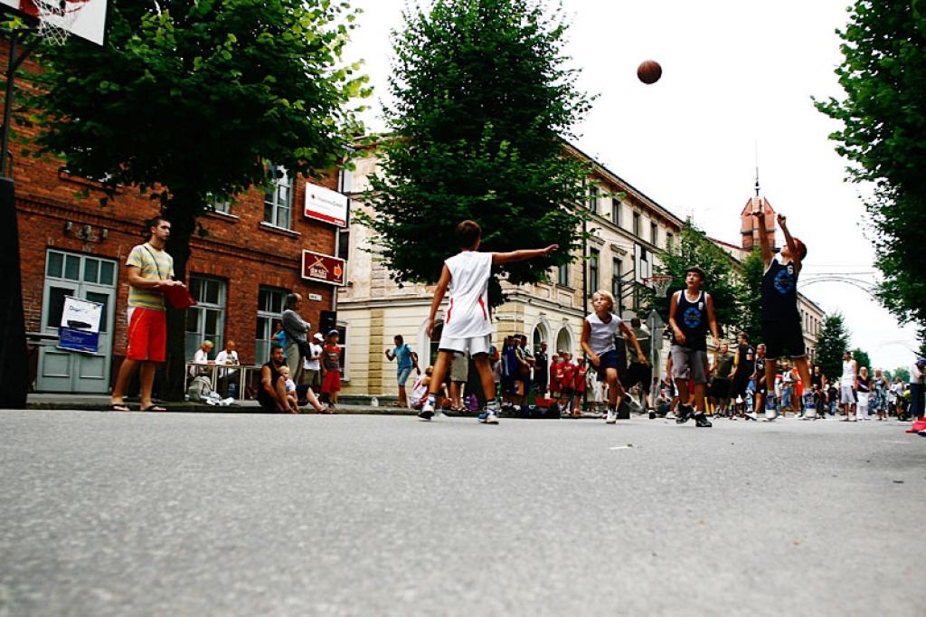 Autors: No personiskā albuma