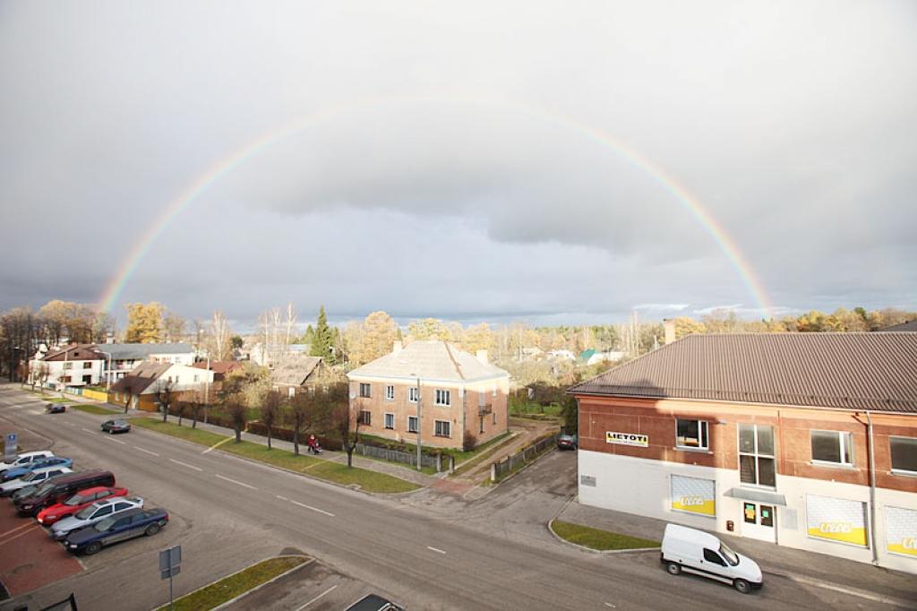 Otrdien Gulbenē bija vērojama ļoti krāšņa varavīksne.
Autors: Gatis Bogdanovs 