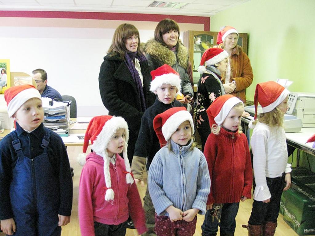 Mazo rūķu dziesmas šajā Ziemassvētku gaidīšanas laikā dāvā pozitīvas emocijas un līdz asarām spēj aizkustināt ikvienu klausītāju.
Autors: Pārsla Konrāde