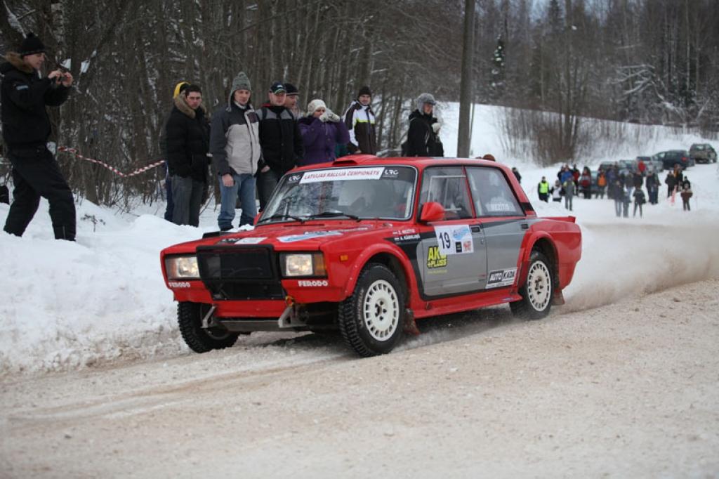 2WD Open klasē uzvara tika mūsu sportistiem Zintim Mezītim un Agrim Kārkliņam.
Autors: Gatis Bogdanovs