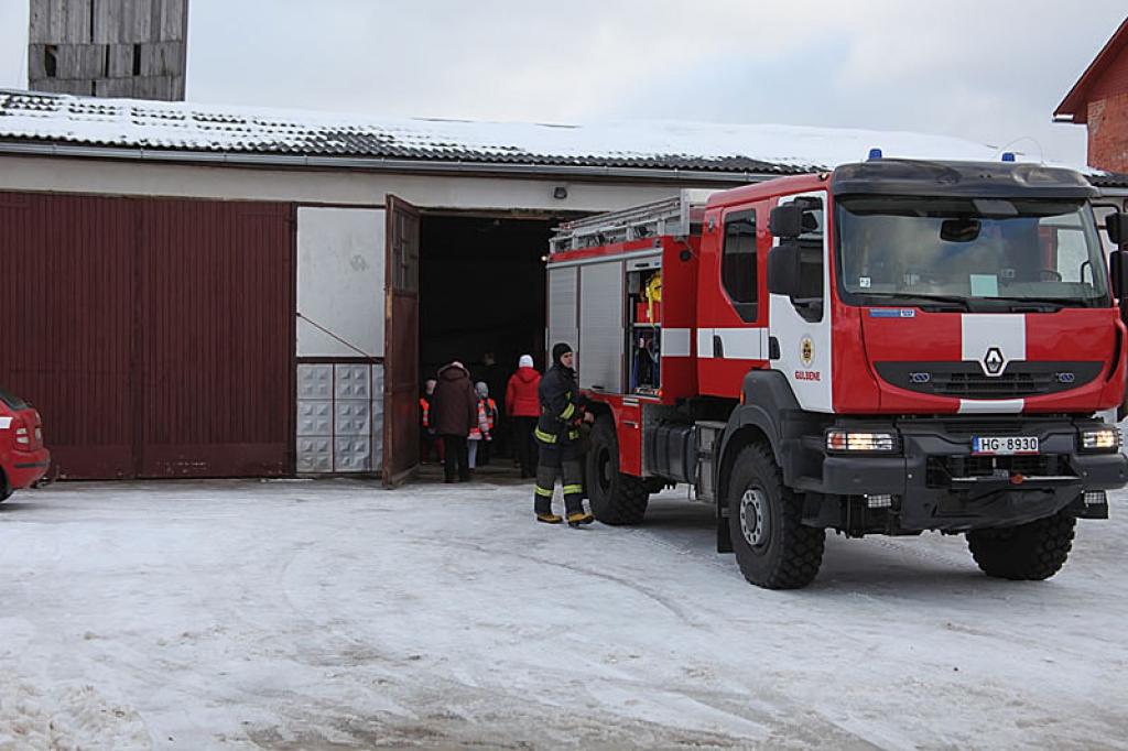 Gulbenē tiks remontēts vecais depo un papildus tiks uzcelta jauna garāža.
Autors: Gatis Bogdanovs 