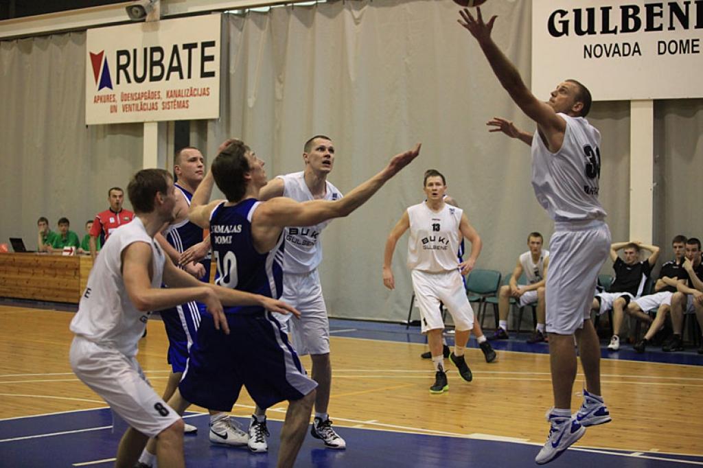 Buku spēle ar jūrmalniekiem.
Autors: Gatis Bogdanovs