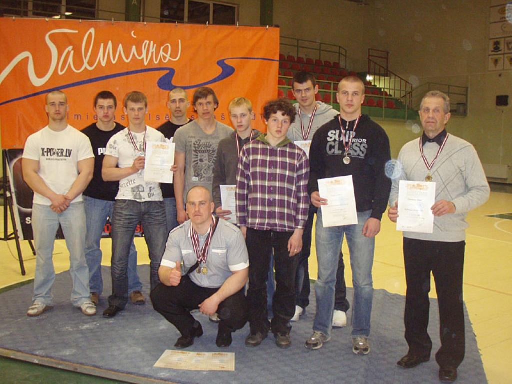 Autors: No personiskā albuma