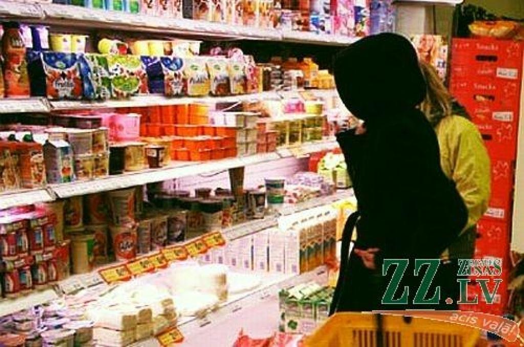 Autors: No interneta