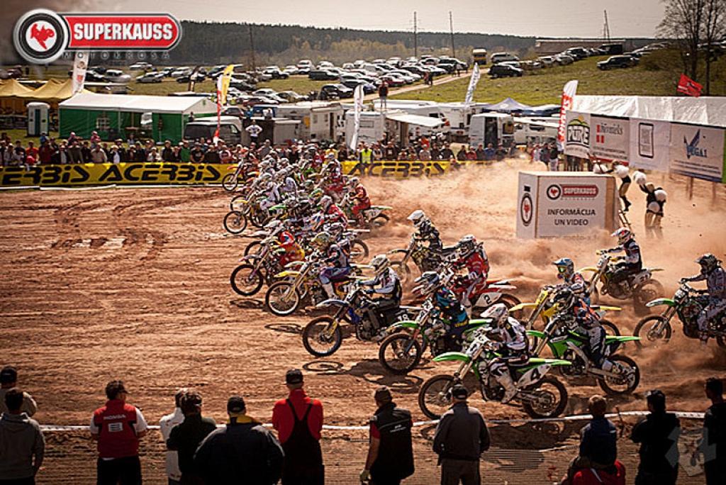 Autors: No personiskā albuma.