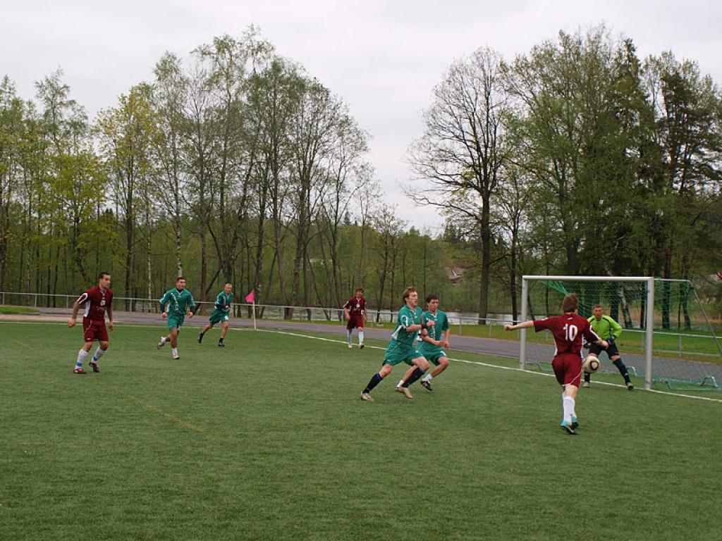 ZA reģiona minifutbola čempionāta pirmās kārtas spēlēs uzvar stāmerienieši.
Autors: Ilze Bogdanova