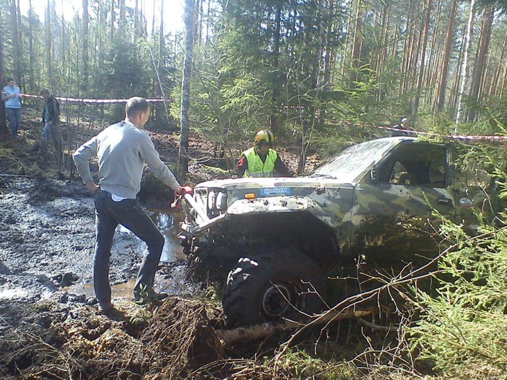 Savu meistarību un arī veiksmi sacensībās demonstrēja arī mūsu novada pārstāvji – Valdis Ločmelis un Kārlis Birznieks.
Autors: Lauris Peipāns