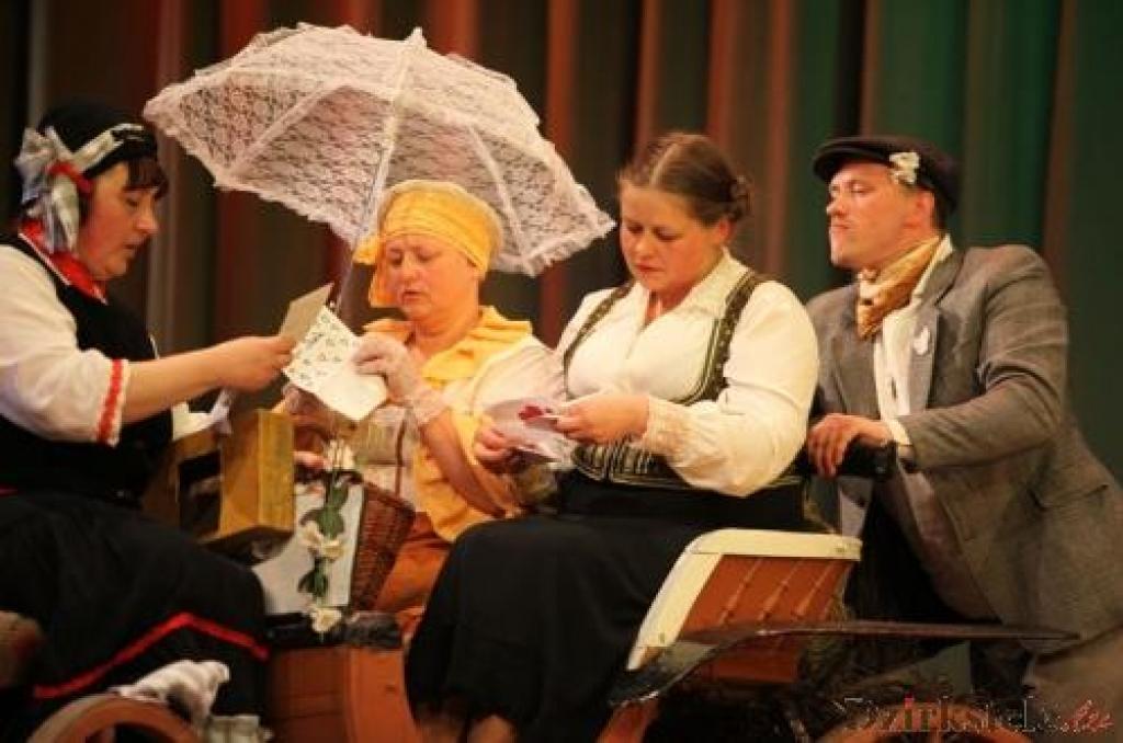 Rankas amatierteātra 