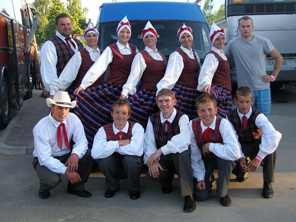 Autors: No interneta.