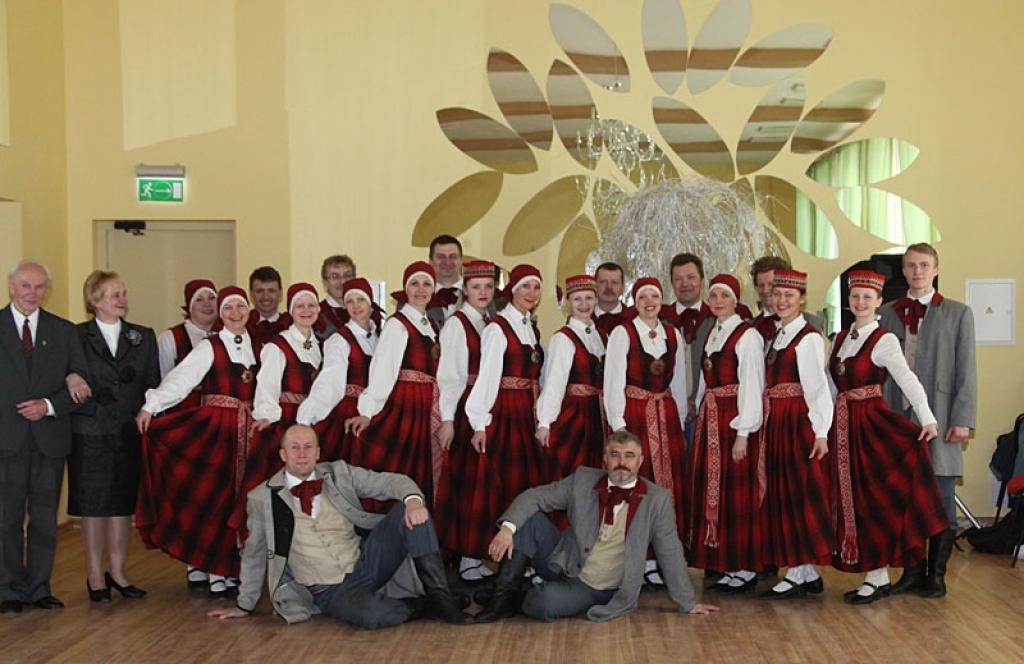 Aizkrauklē Vidzemes deju svētkos Gulbenes novadu svētkos pārstāvēs arī deju kopa 