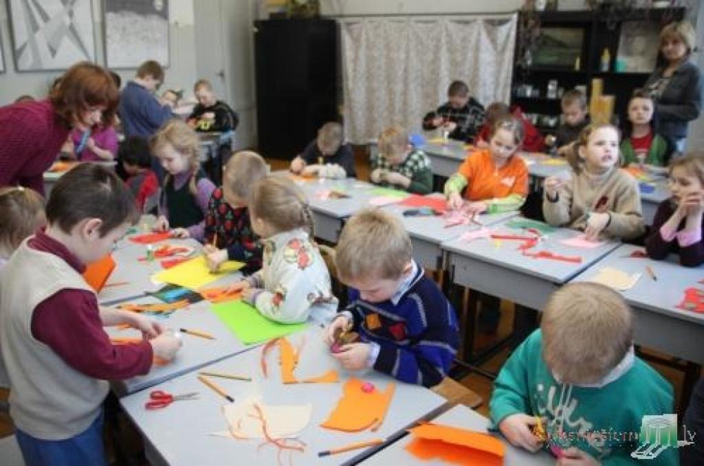 Liepnas internātpamatskola.
Autors: www.aluksniesiem.lv