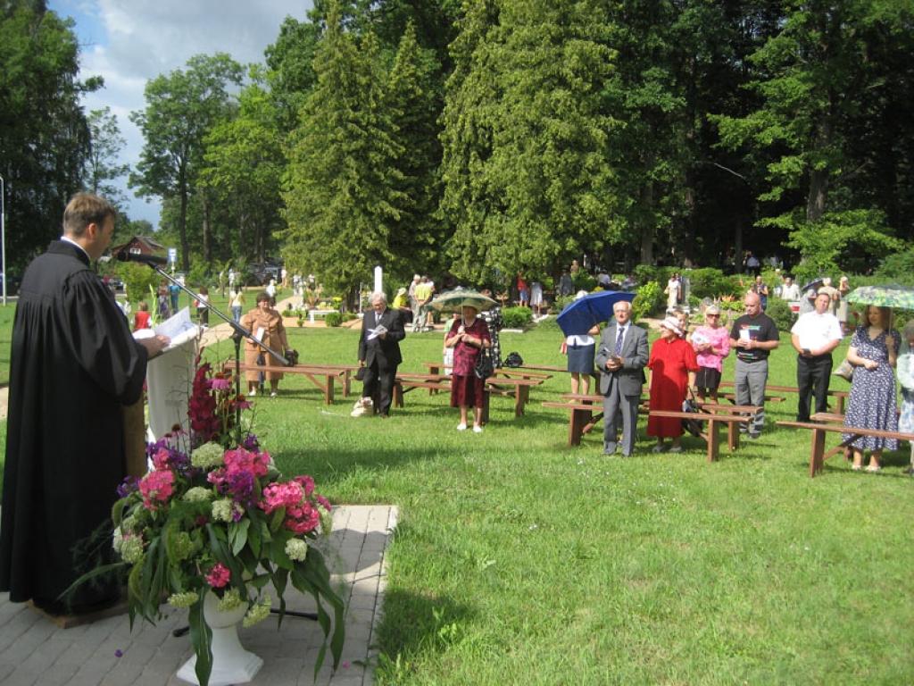 Autors: Diāna Odumiņa