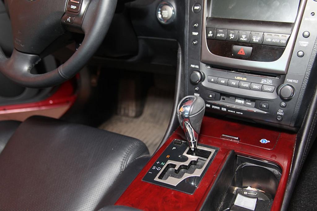 Ja eksāmens būs nokārtots ar automātisko pārnesumkārbu, to norādīs pēc eksāmena nokārtošanas izsniegtajā vadītāja apliecībā, kas personai dod tiesības vadīt tikai šādi aprīkotus transportlīdzekļus.
Autors: Gatis Bogdanovs 