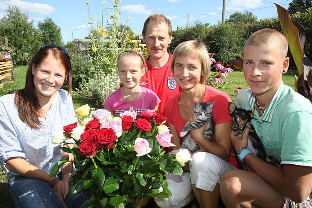 Kadiļu ģimeni vieno gan kopīgi darbi, gan arī kopīgas intereses un atpūta. 
Autors: Gatis Bogdanovs