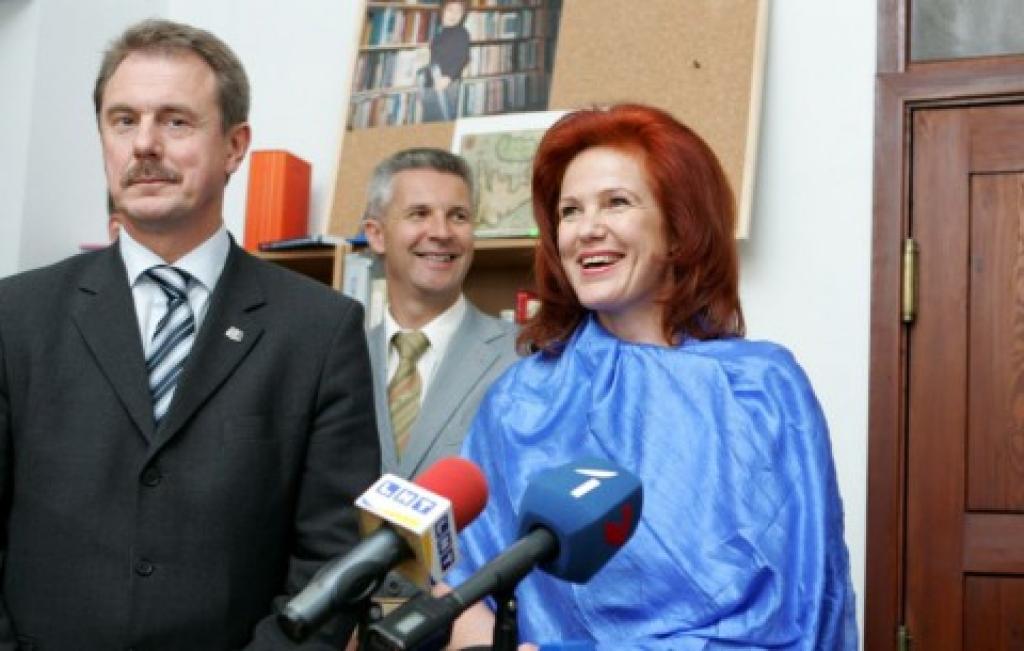 Autors: No interneta.