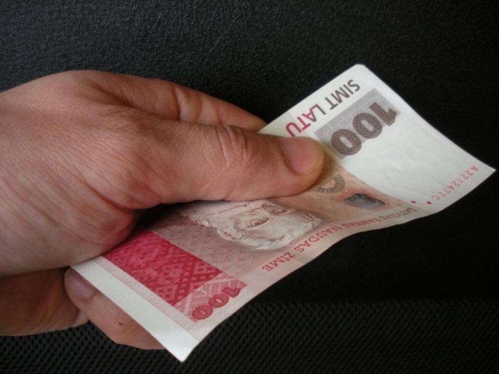 Autors: No interneta.