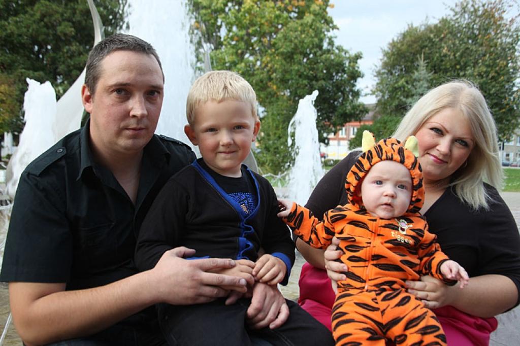 Kristīnei nav grūti būt par mammu 24 stundas diennaktī, jo viņa nav viena. Liels atbalsts ir Igors.
Autors: Gatis Bogdanovs