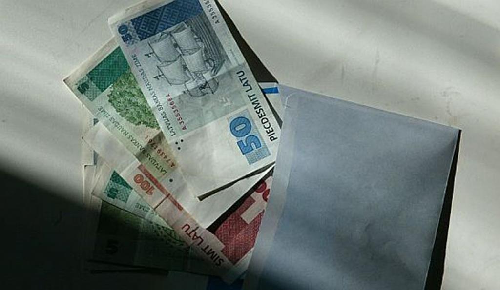 Autors: www.nekrize.lv