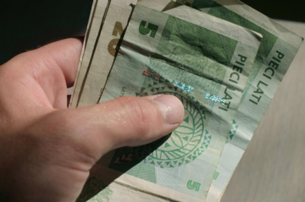 Autors: No interneta.