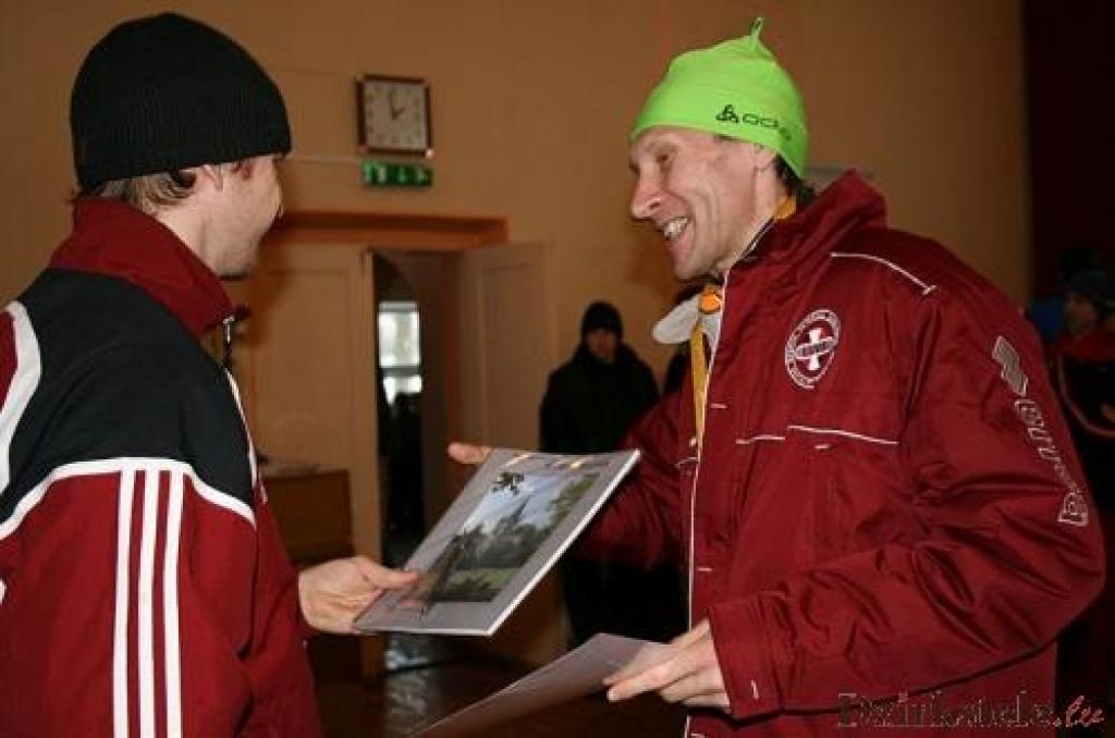 Autors: no personīgā albuma