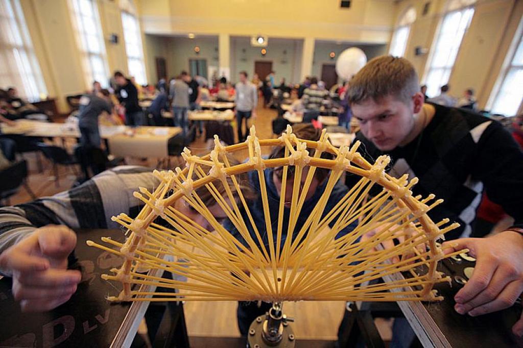 Autors: No personiskā albuma