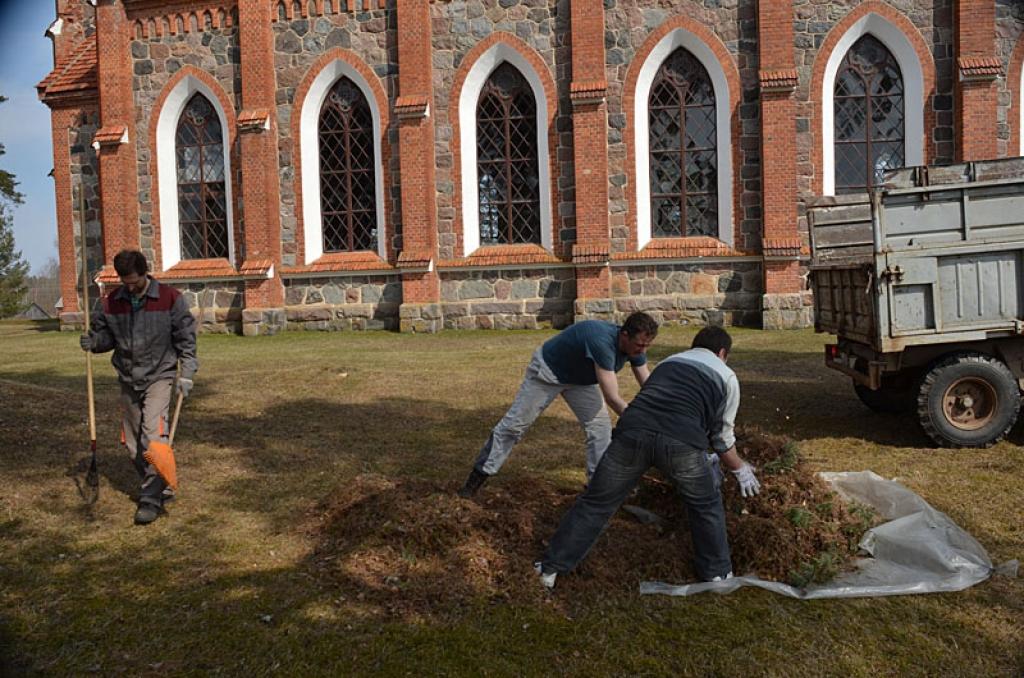 Aluksniesiem.lv raksta attēla aizvietotājs