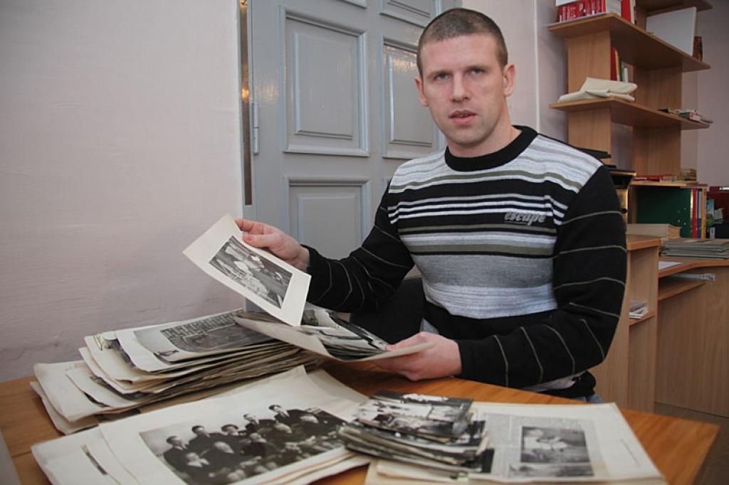 Gulbenes novada Vēstures un mākslas muzejs sadarbībā ar Valsts policiju ieguvis vēsturiskas fotogrāfijas. “Aicinām iedzīvotājus uz sadarbību ar muzeju. Pašlaik pētām ugunsdzēsības vēsturi Gulbenes novadā. Lūdzam atsaukties tos, kuriem ir atmiņas, fotogrāfijas un ugunsdzēsības inventārs, kas ļautu uzskatāmi ilustrēt vēstures faktus!” klāsta  muzeja darbinieks Anatolijs Savickis. 
Autors: Gatis Bogdanovs