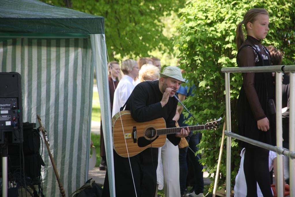 Aluksniesiem.lv raksta attēla aizvietotājs