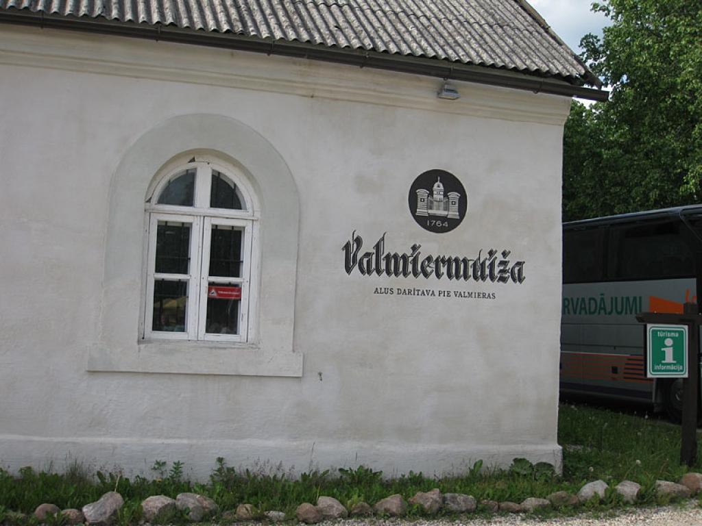 Autors: Pārsla Konrāde