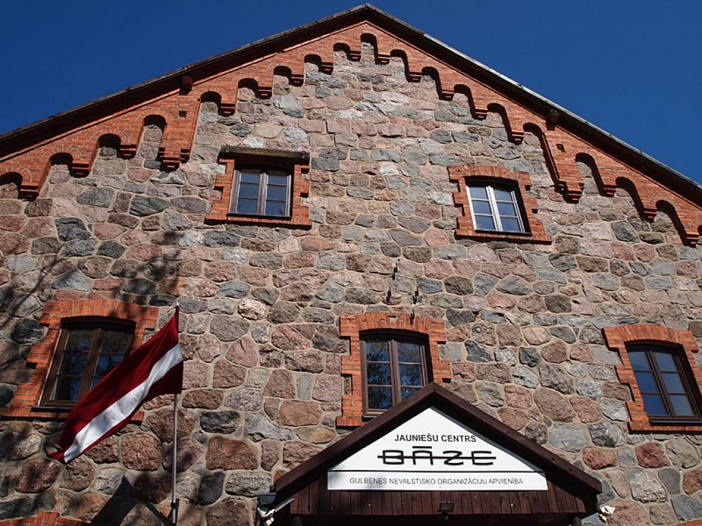 Aluksniesiem.lv raksta attēla aizvietotājs