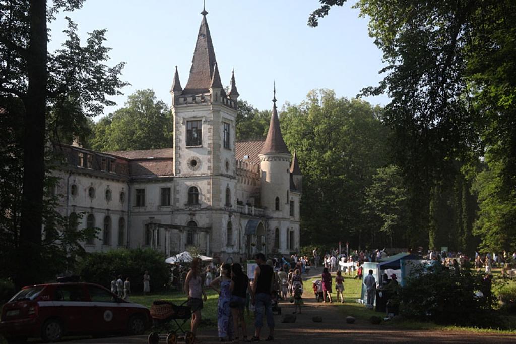 Stāmerienas skaistumu un pasākumus kopumā izbaudījuši vairāki tūkstoši dažādu paaudžu cilvēki. 
Autors: Gatis Bogdanovs