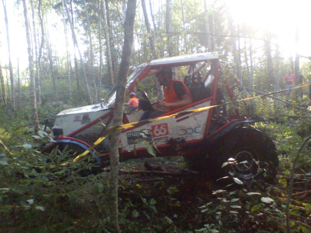 “Stiga Trophy 2012”, kas notika Trapenē, piedalījās arī mūsu novada ekipāža - Kārlis Birznieks un Valdis Ločmelis.