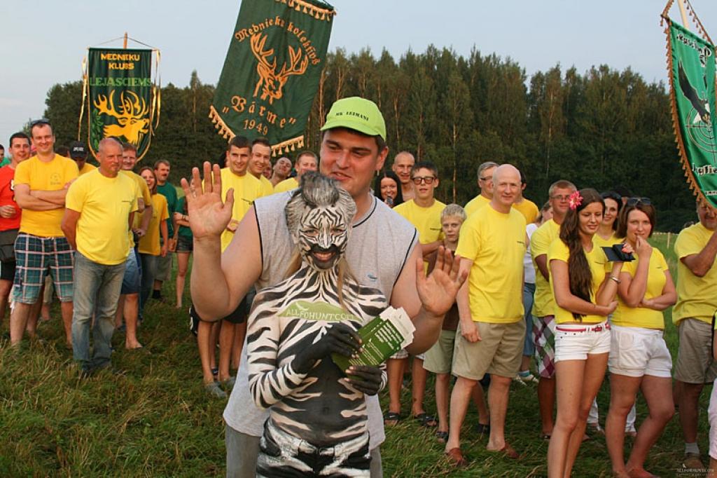 Lejasciema medniekus jau otro gadu sacensībās pārstāv pat divas komandas – MK “Lejasciems” un “Naglie putni”, par ko brīnās daudzi citi kolektīvi.
Autors: No personiskā arhīva.